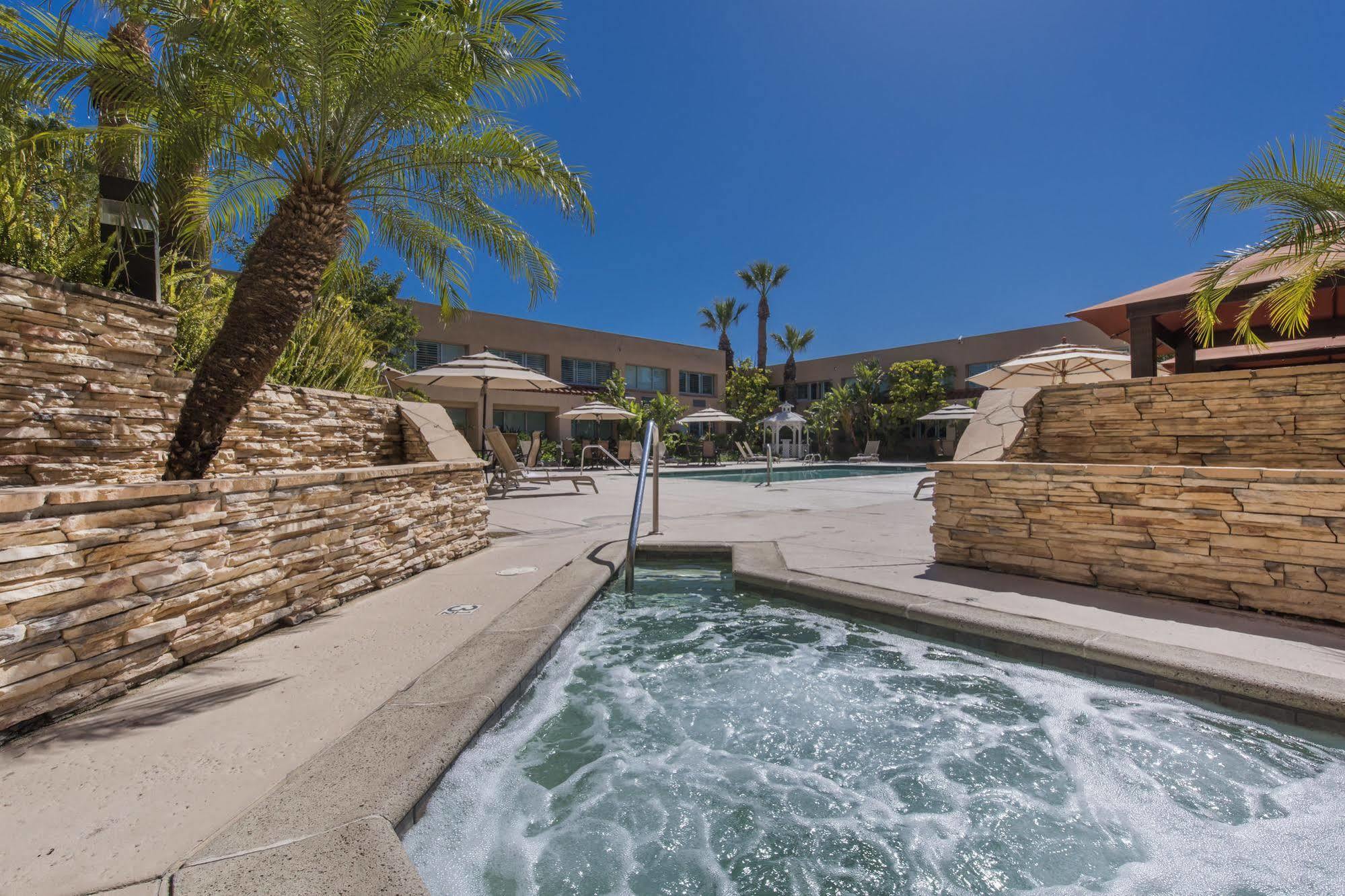 Grand Vista Hotel Simi Valley Zewnętrze zdjęcie